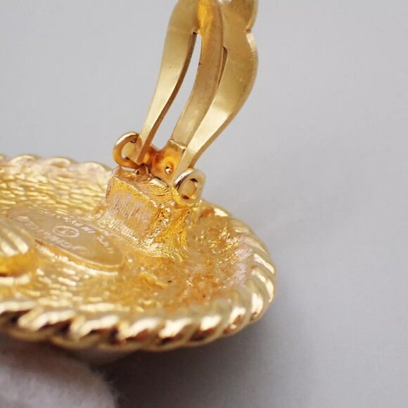 CHANEL CC Imitation Pearl Round Button Earrings Clip-On Gold France - Picture 10 of 16